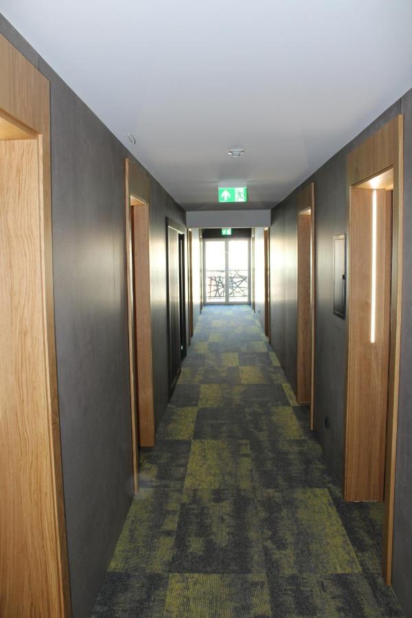 Hotel Reutlinger Hof 罗伊特林根 外观 照片