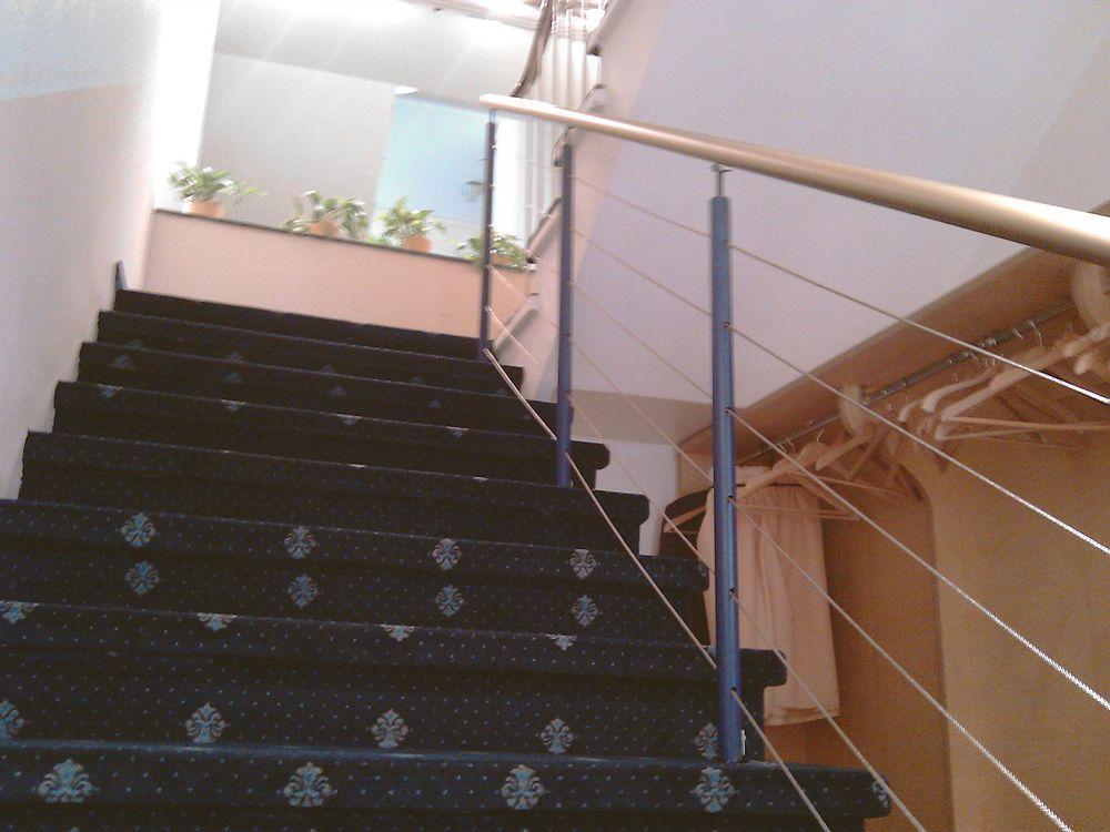 Hotel Reutlinger Hof 罗伊特林根 外观 照片