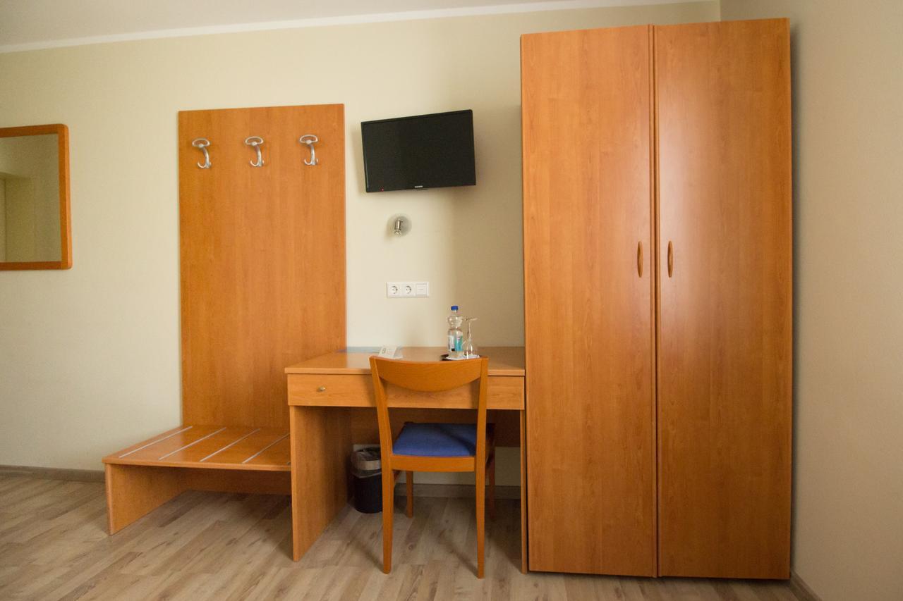 Hotel Reutlinger Hof 罗伊特林根 外观 照片