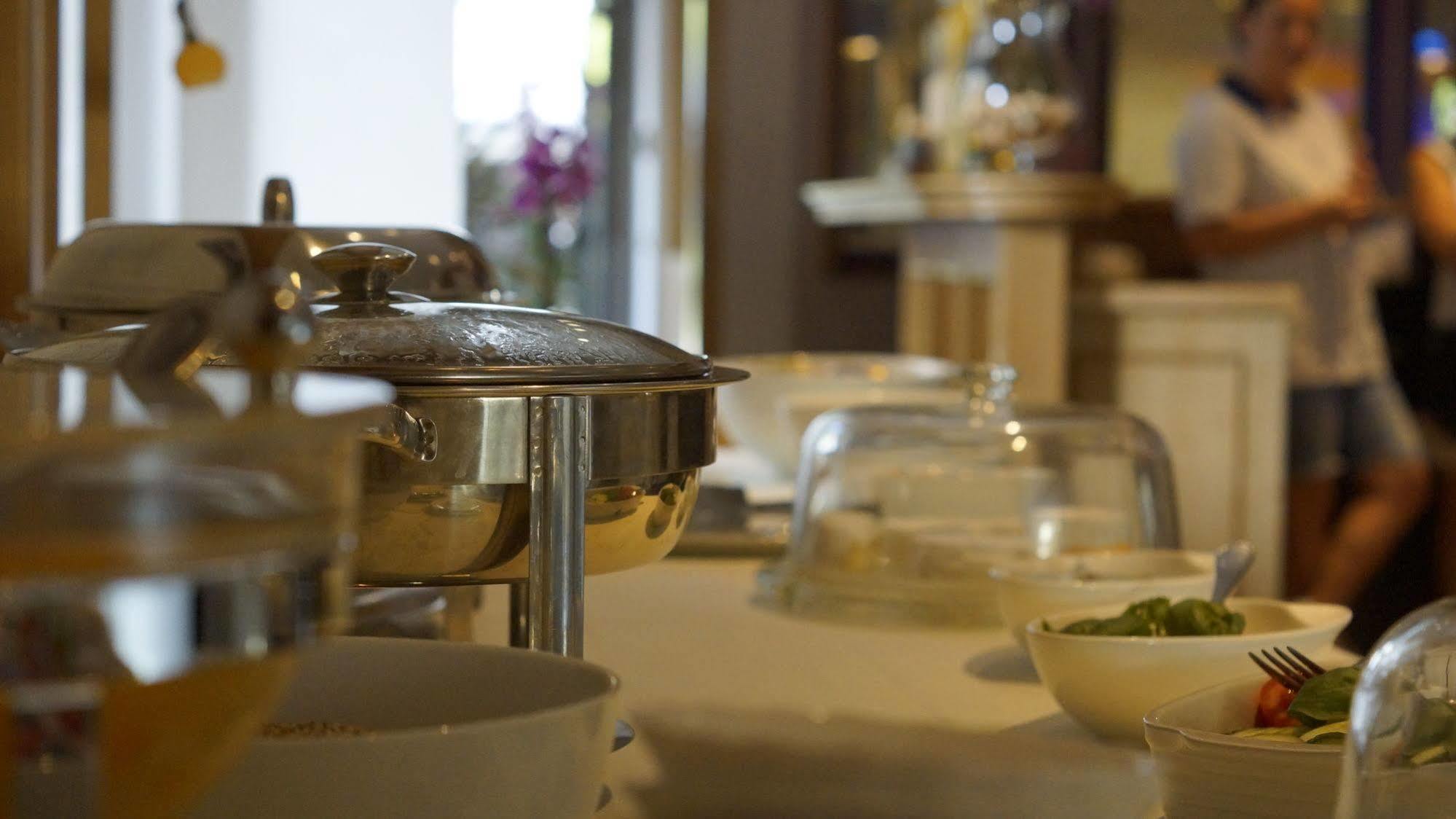 Hotel Reutlinger Hof 罗伊特林根 外观 照片
